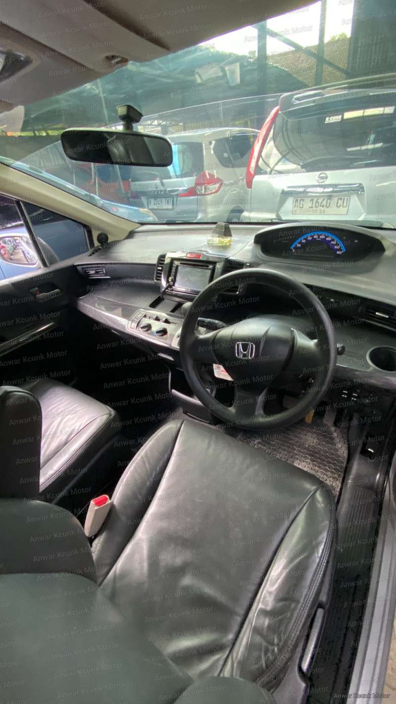 Honda Freed - 2