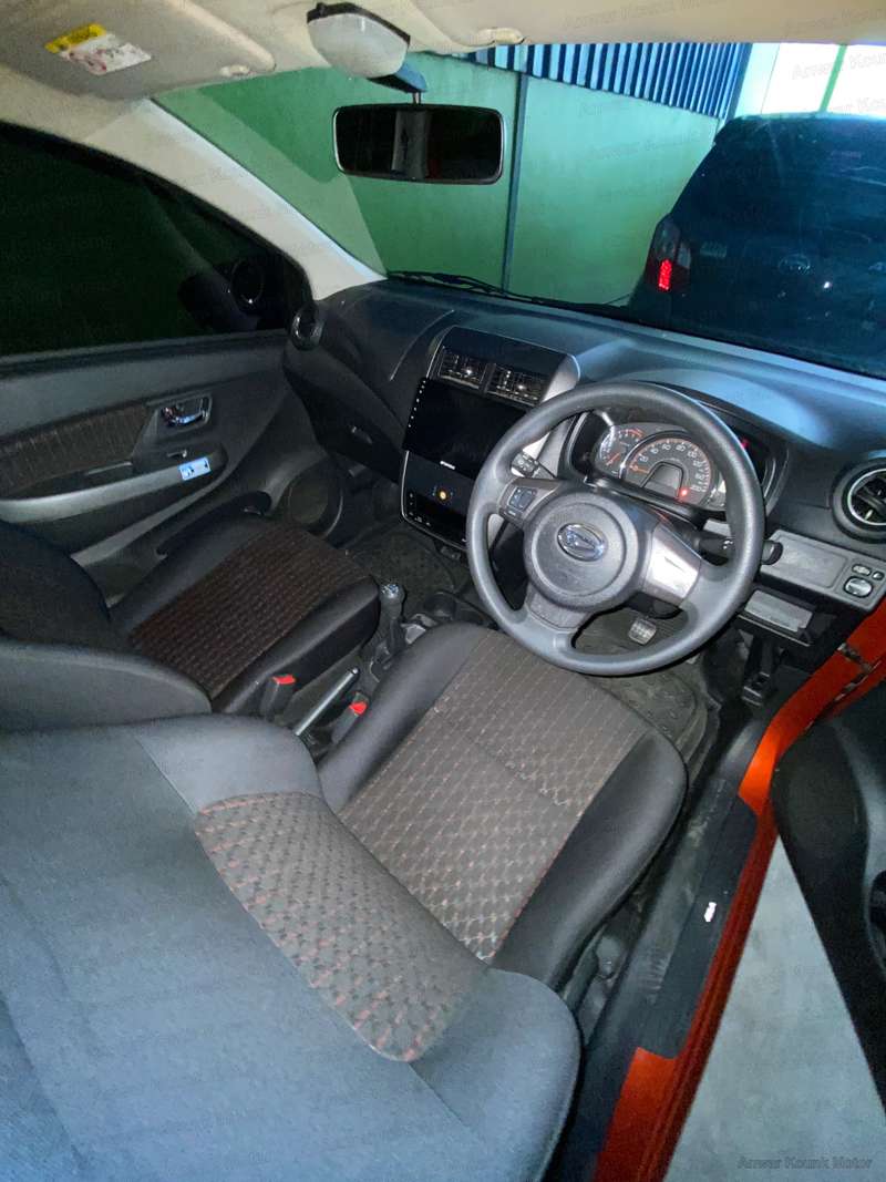 Daihatsu Ayla - 2