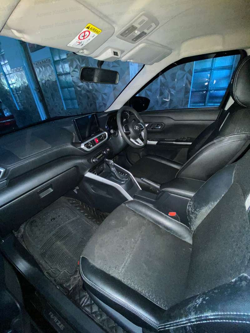 Toyota Raize S - 2