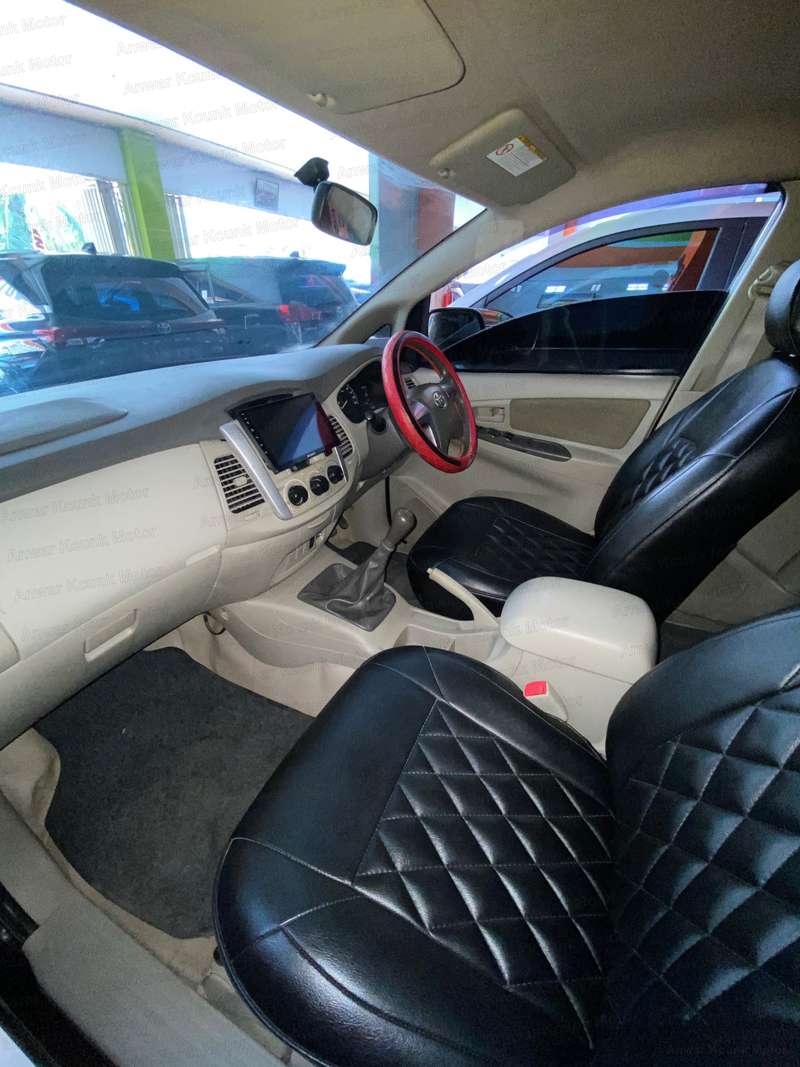Toyota Kijang Innova G - 2