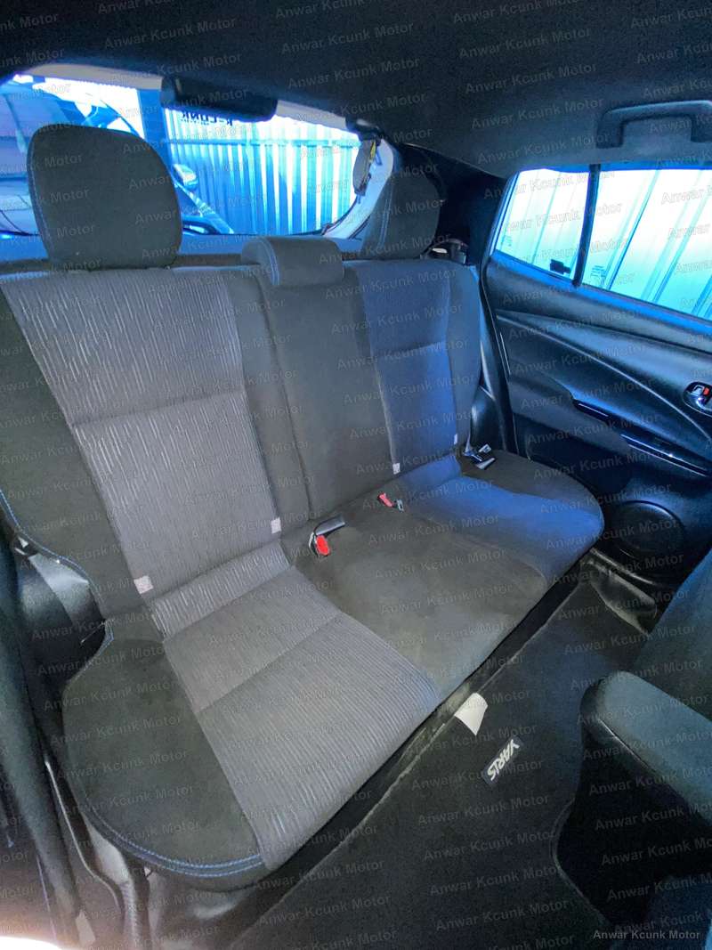 Toyota Yaris Joker - 3