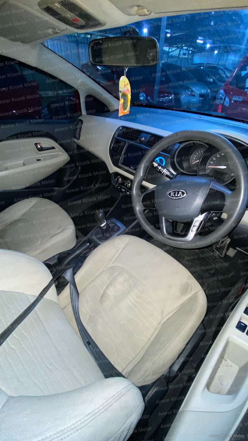 KIA Rio - 2