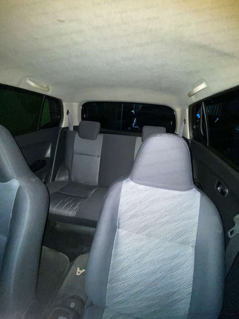Daihatsu Ayla - 3