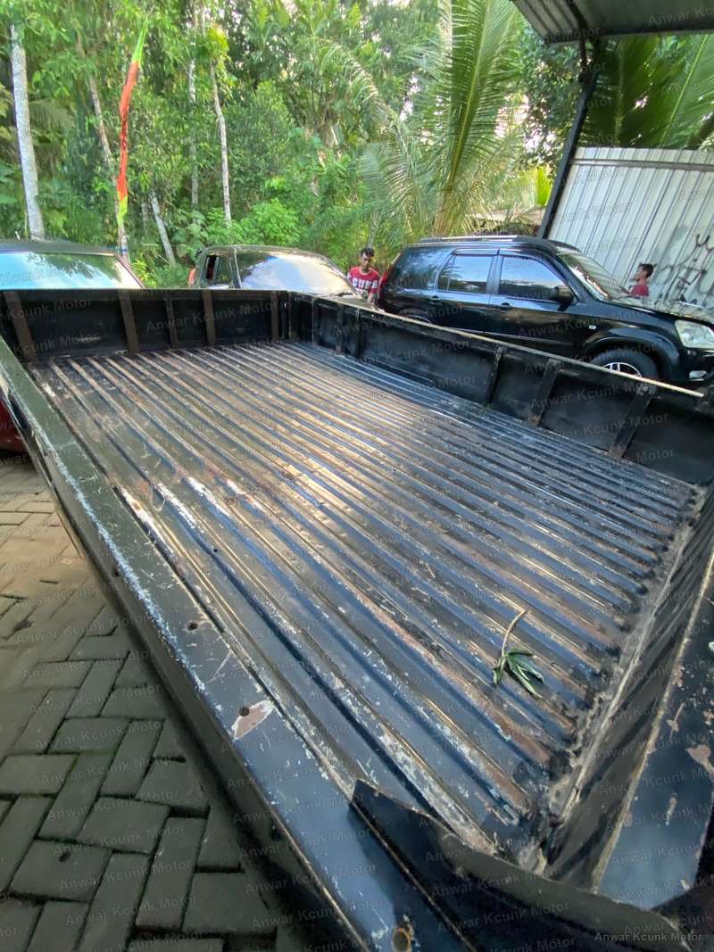 Mitsubishi L300 - 4