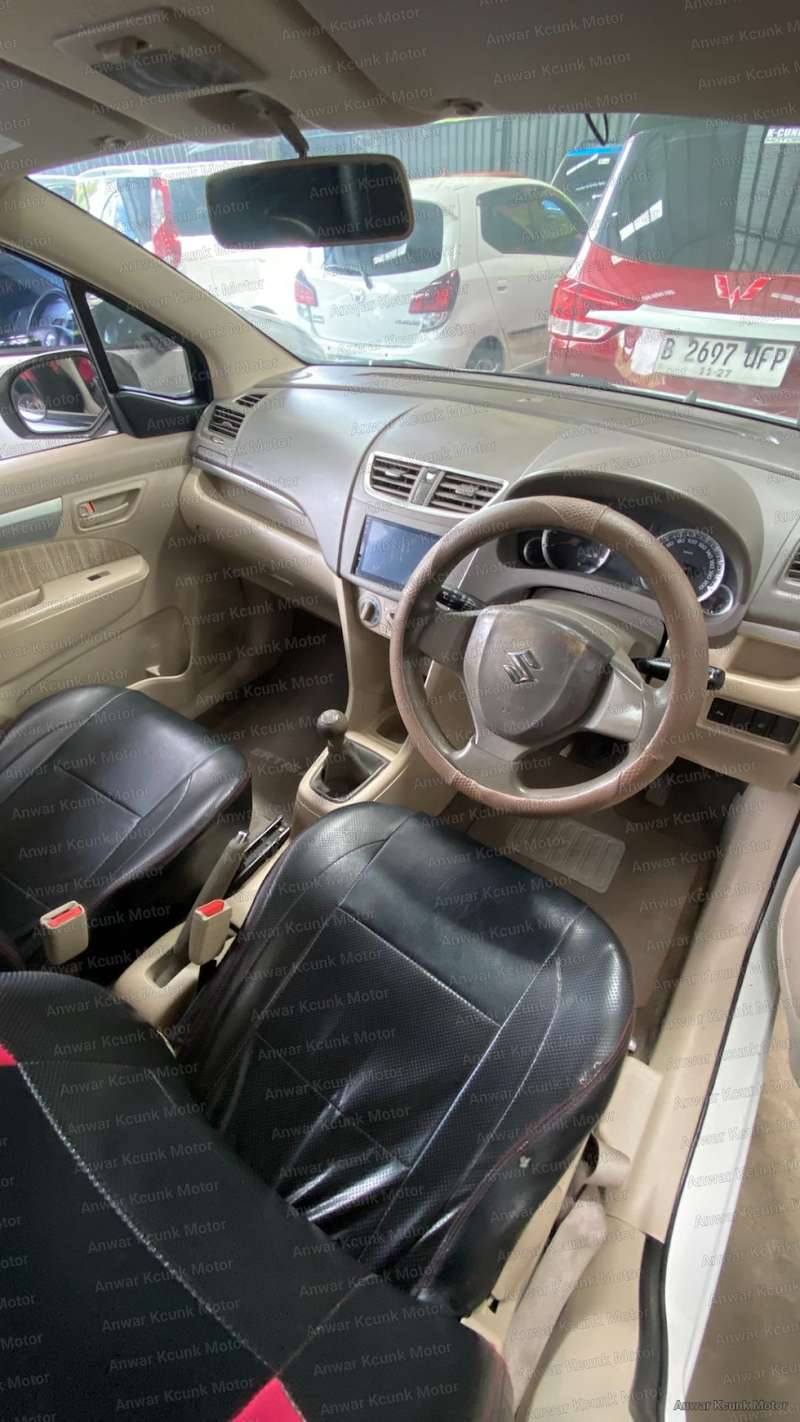 Suzuki Ertiga GL - 2
