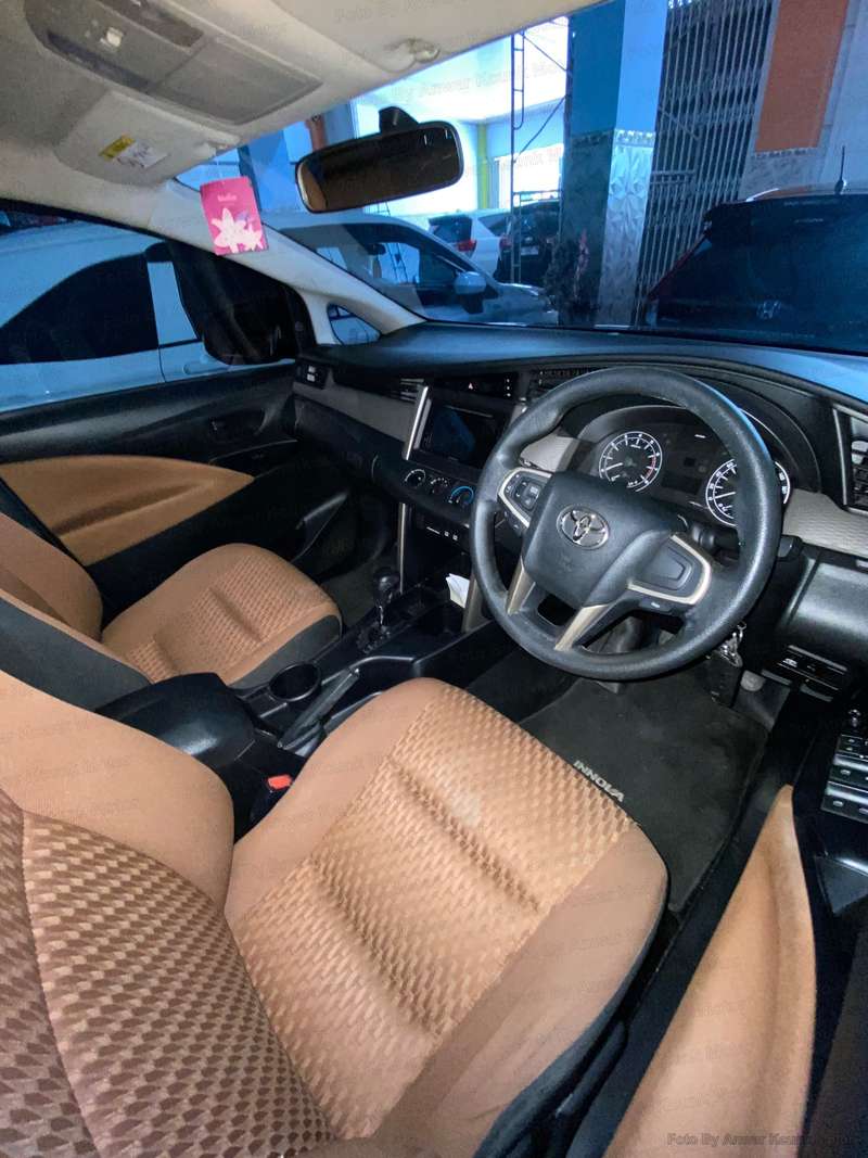 Toyota Kijang Innova 2.0 G - 2