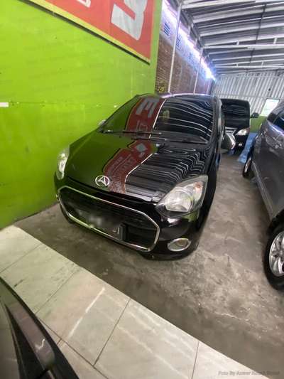 Daihatsu Ayla 2015