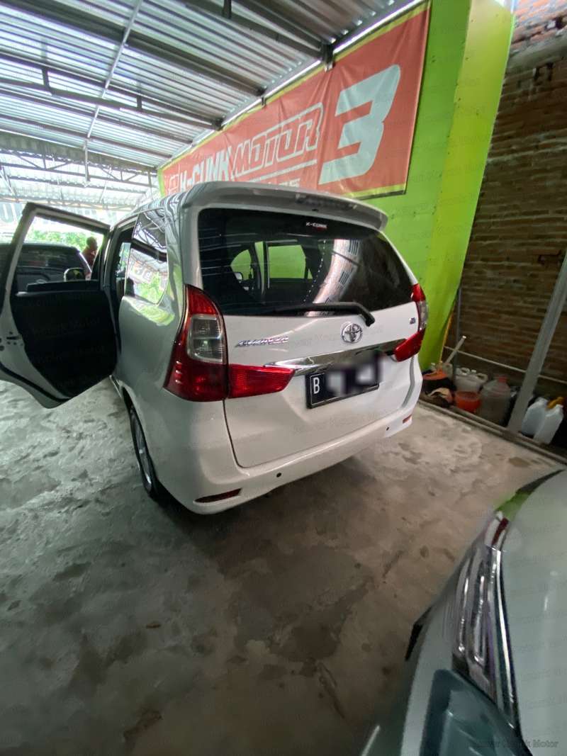 Toyota Avanza G - 4