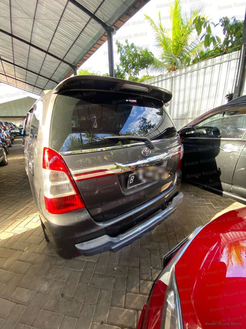 Toyota Kijang Innova - 4