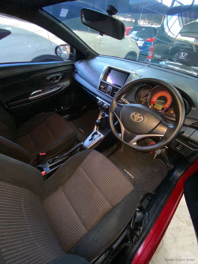 Toyota Yaris - 2