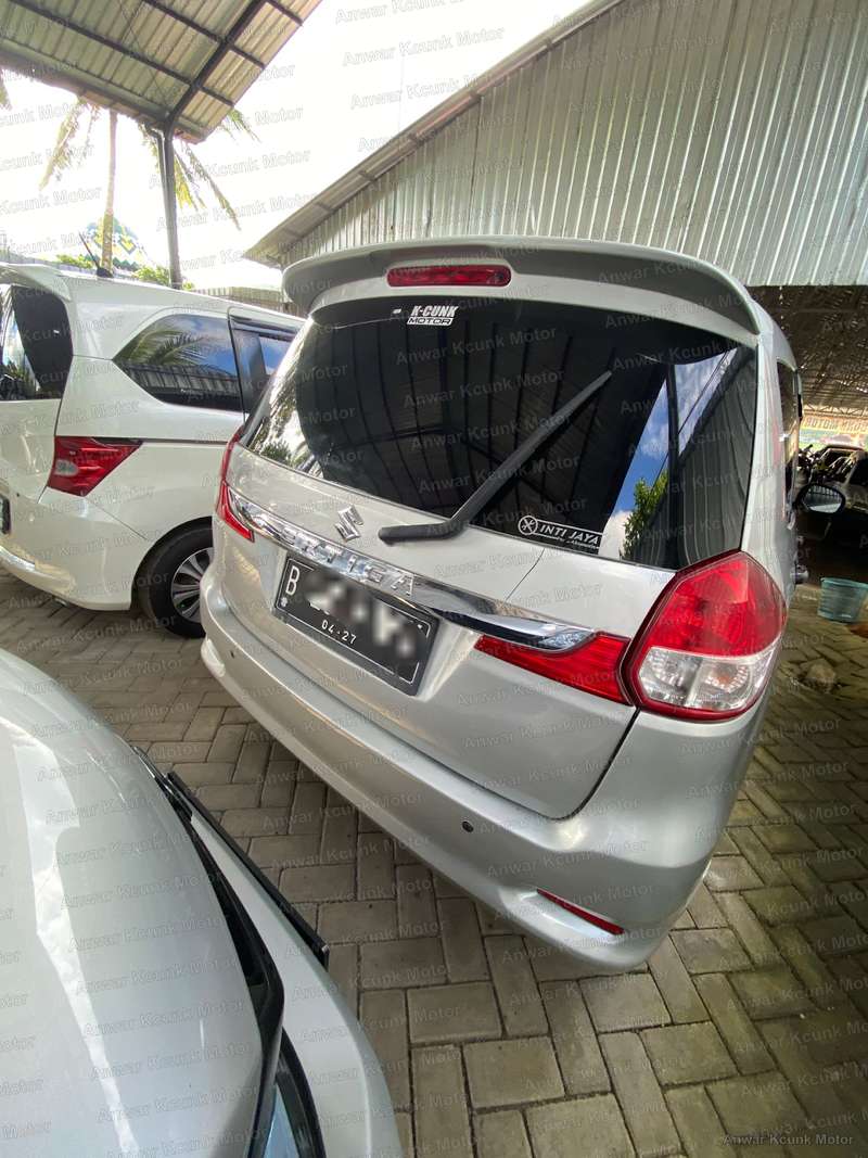 Suzuki Ertiga - 4