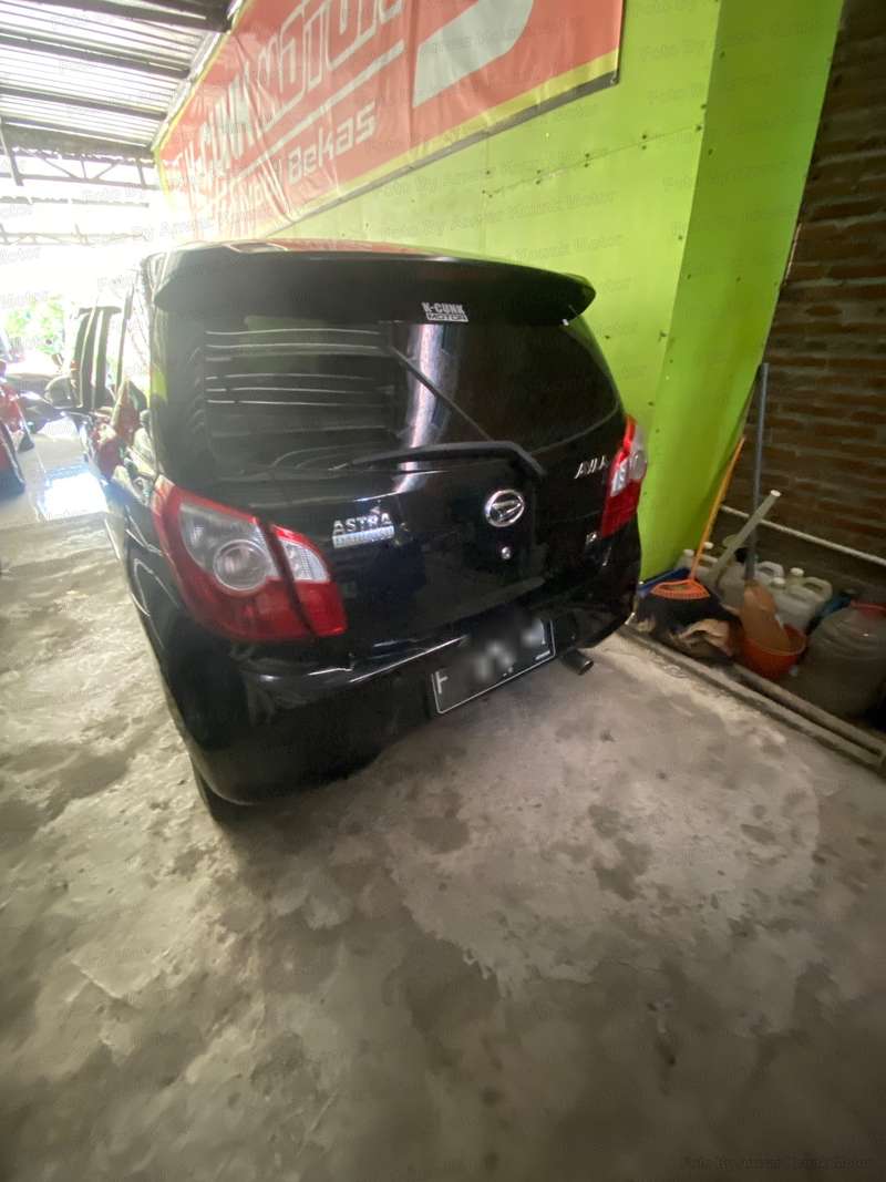 Daihatsu Ayla - 4