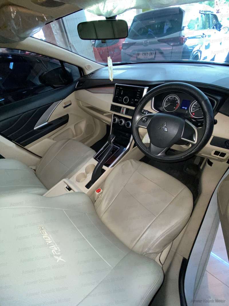 Mitsubishi Xpander Exceed - 2