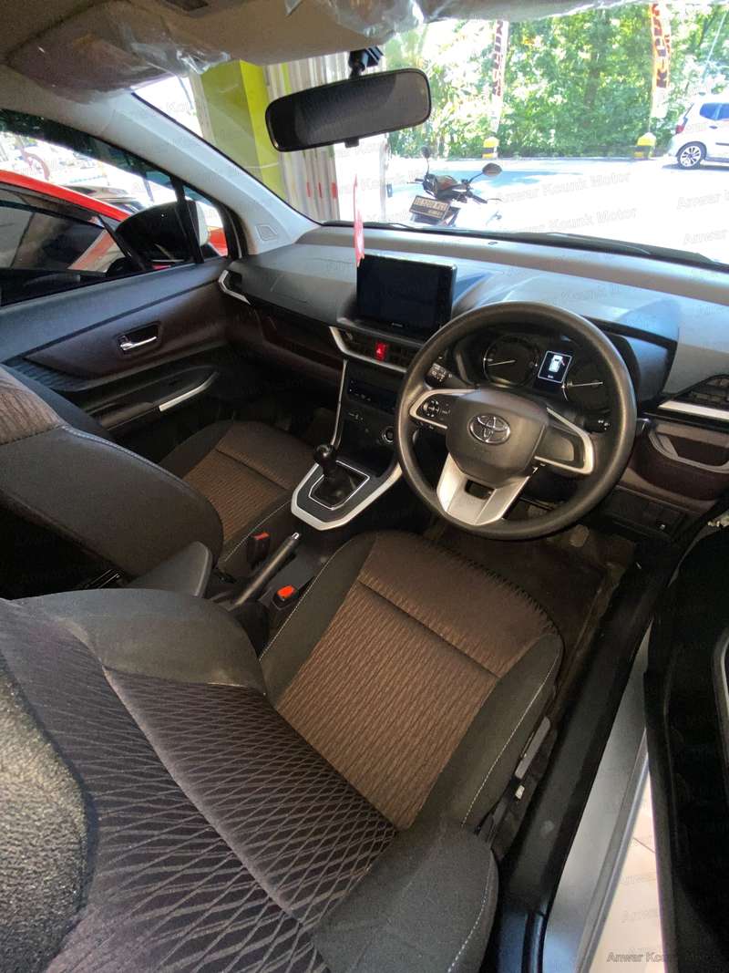 Toyota Avanza 1.5 G - 2