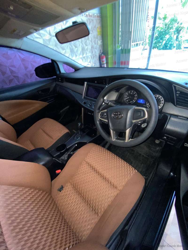 Toyota Kijang Innova 2.0 G - 2