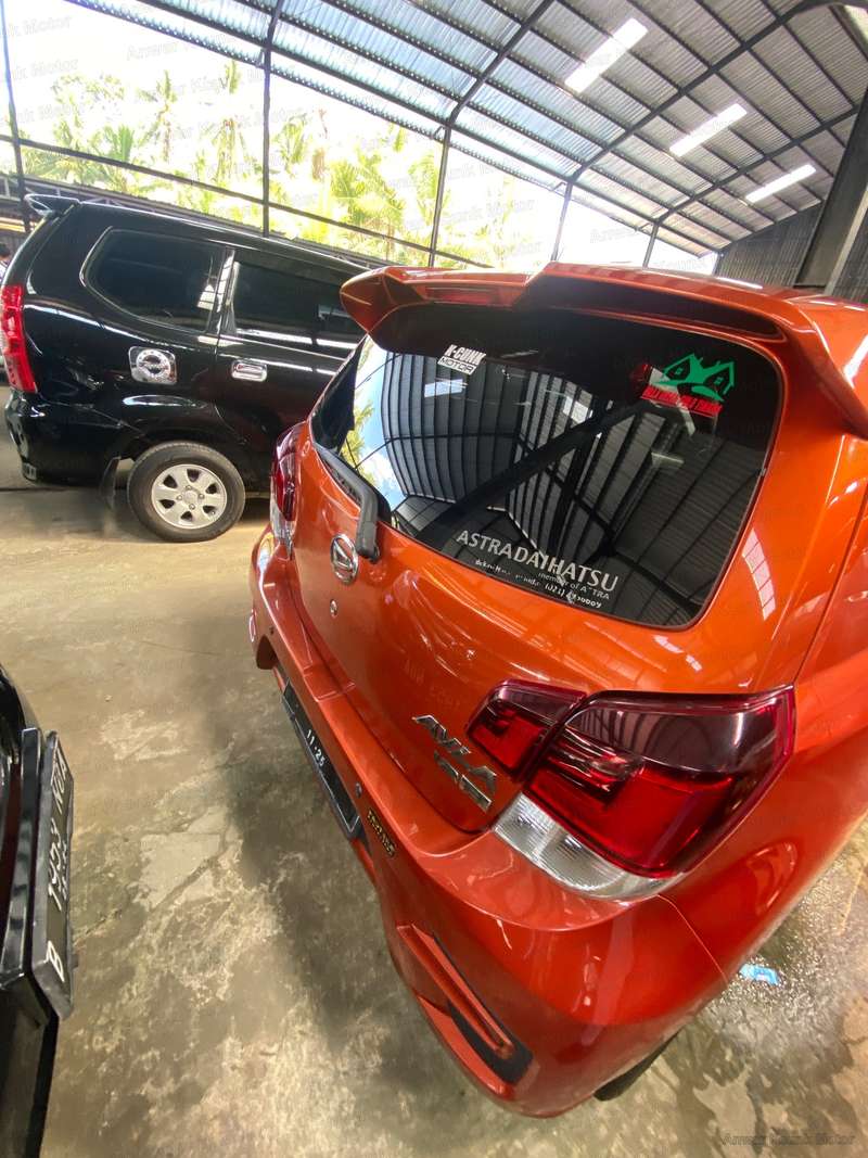 Daihatsu Ayla - 4
