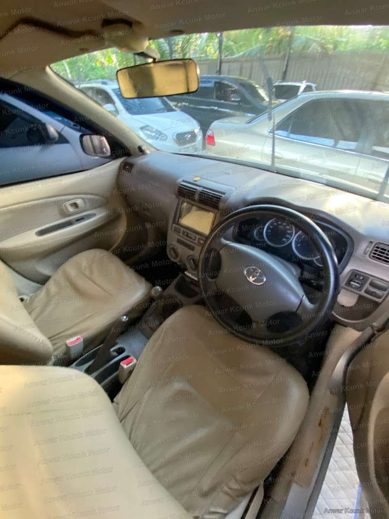 Toyota Avanza - 2