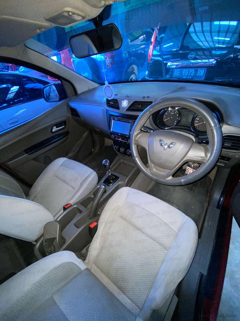 Wuling Confero - 2