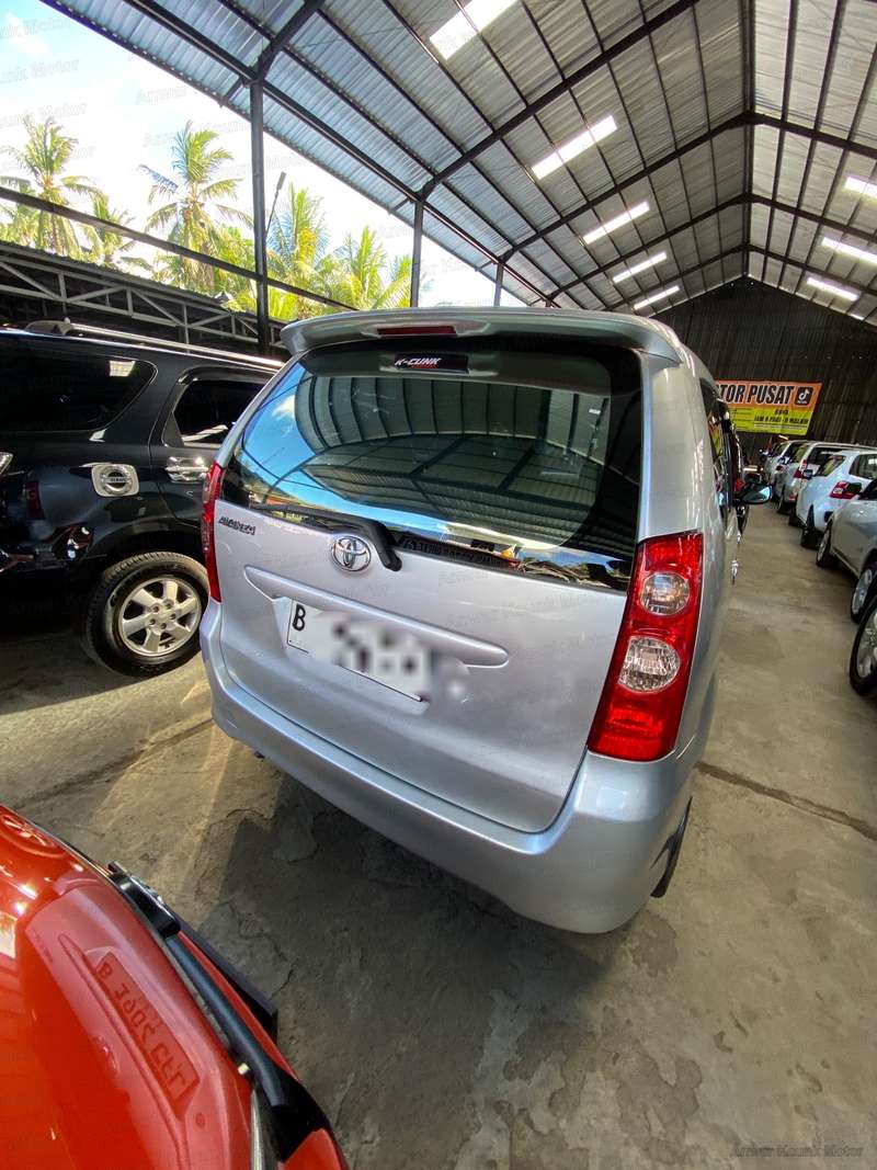 Toyota Avanza - 4