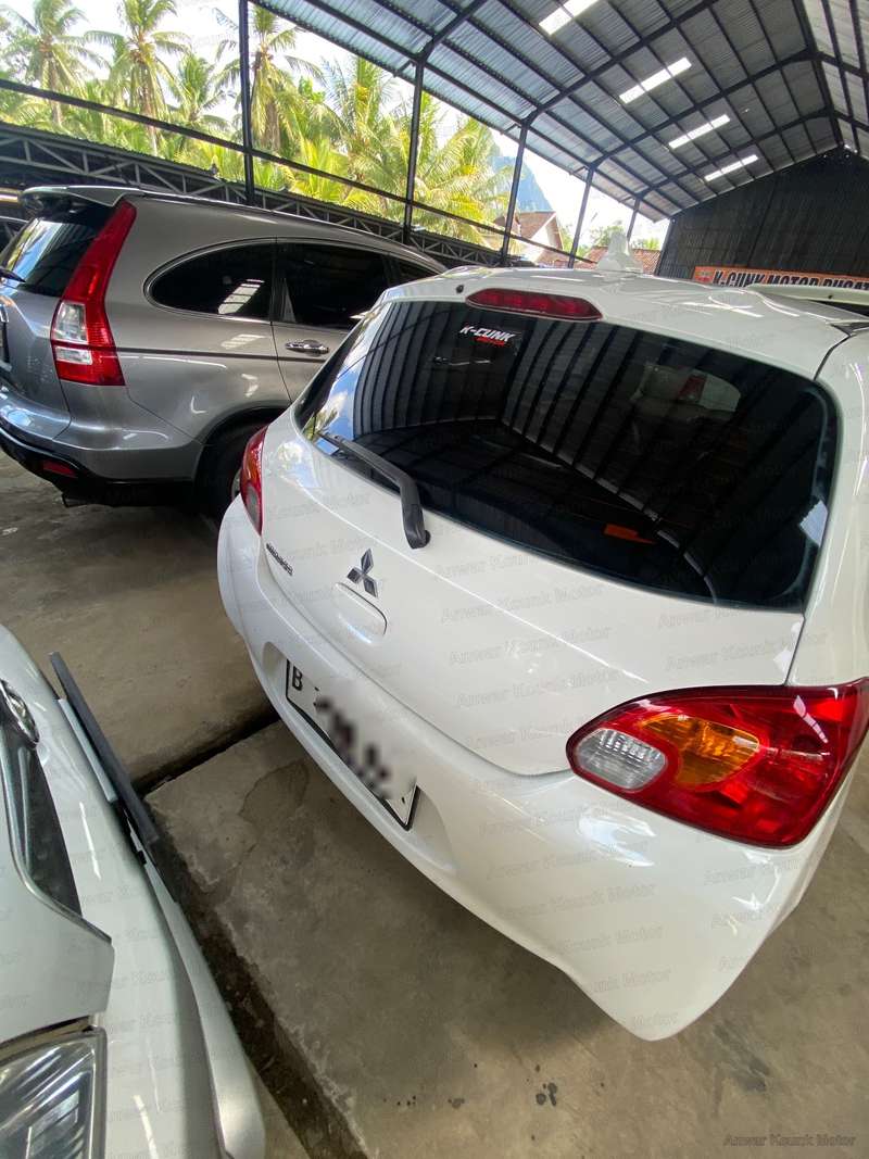 Mitsubishi Mirage - 4
