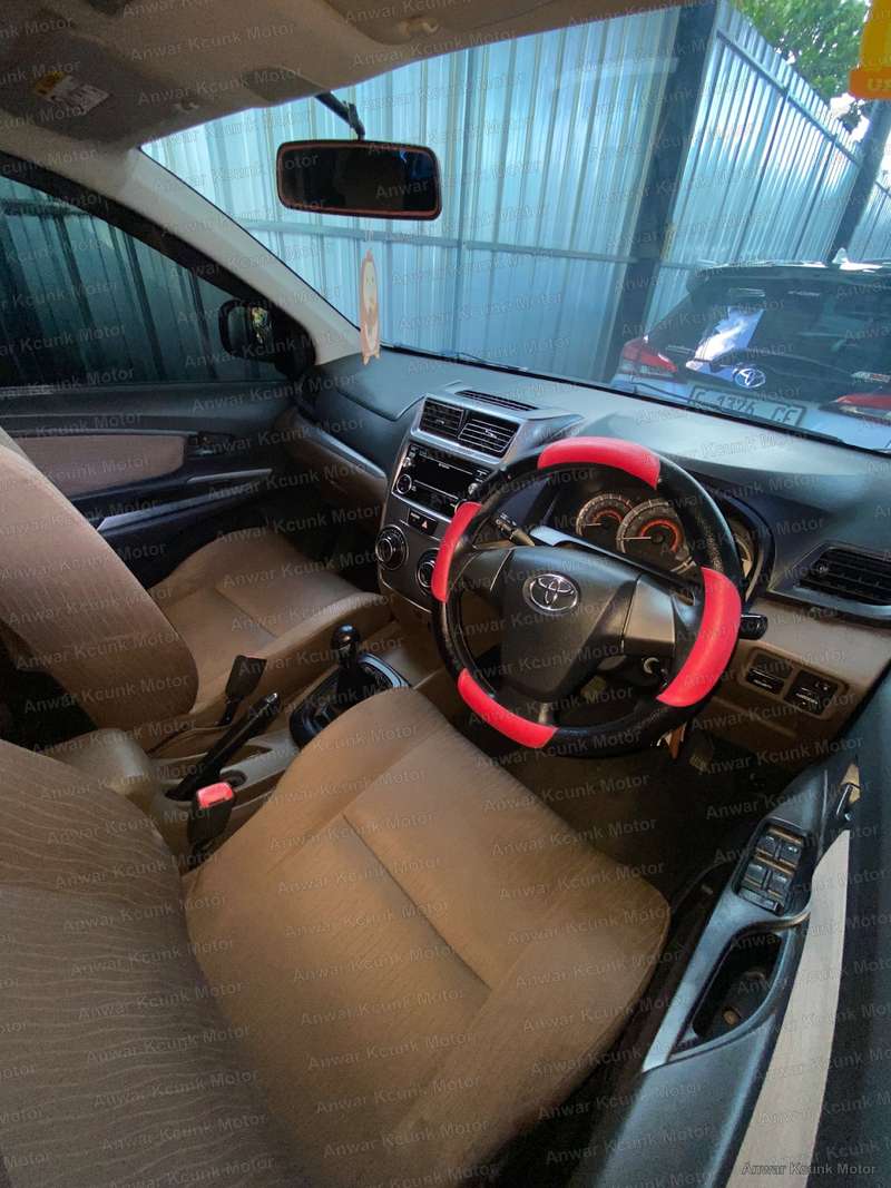 Toyota Avanza - 2