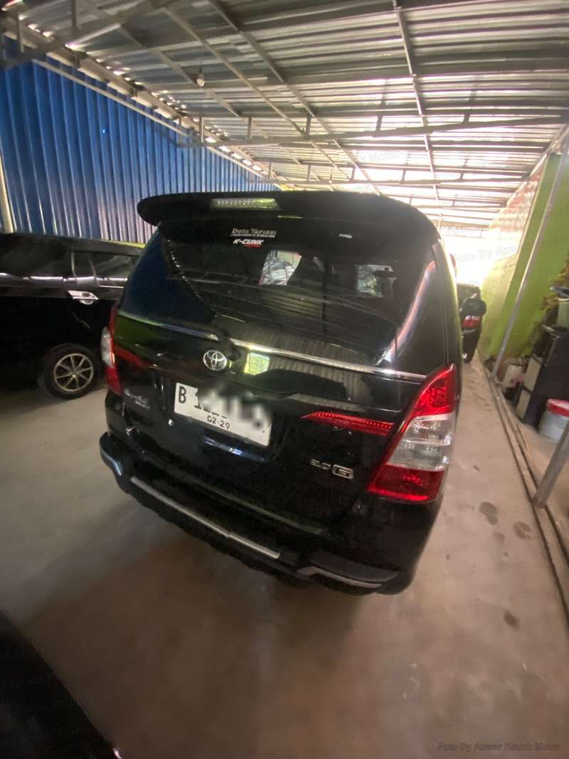 Toyota Innova - 4