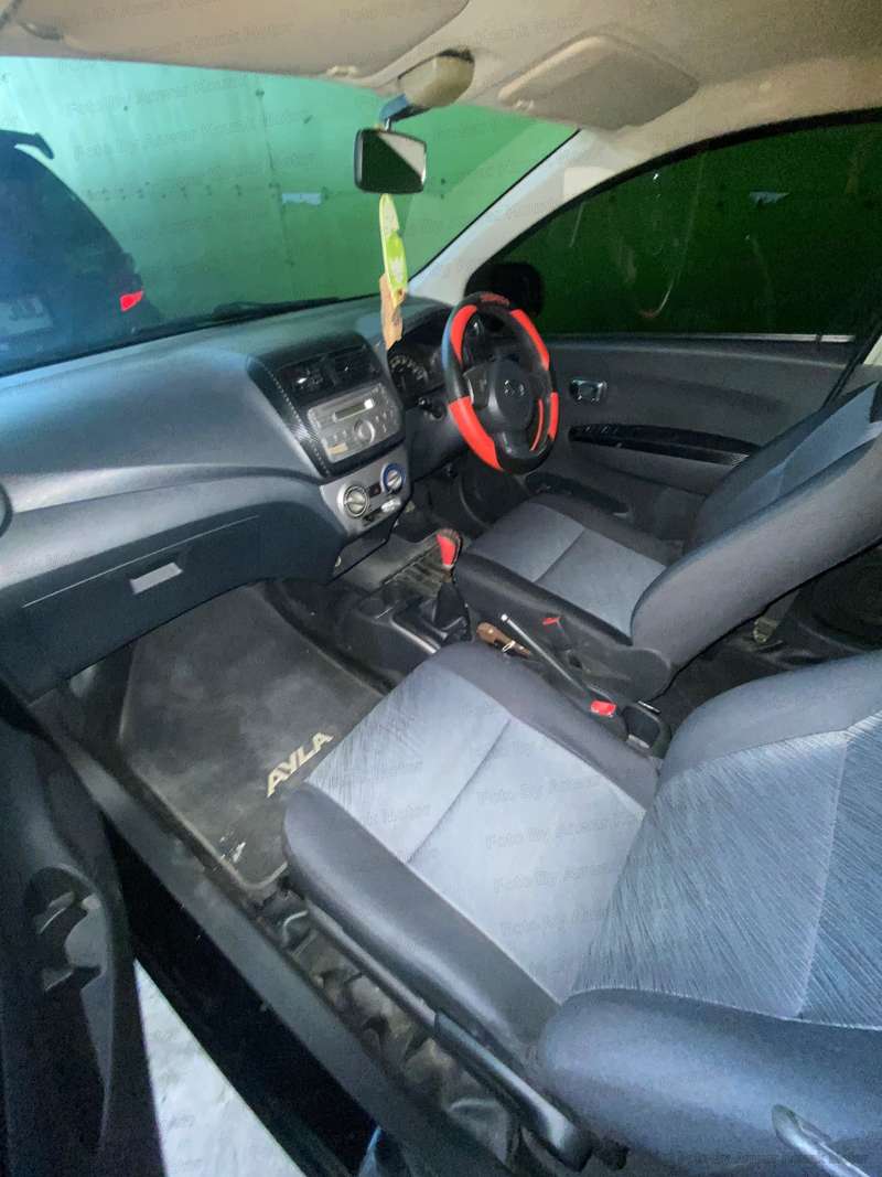 Daihatsu Ayla - 2