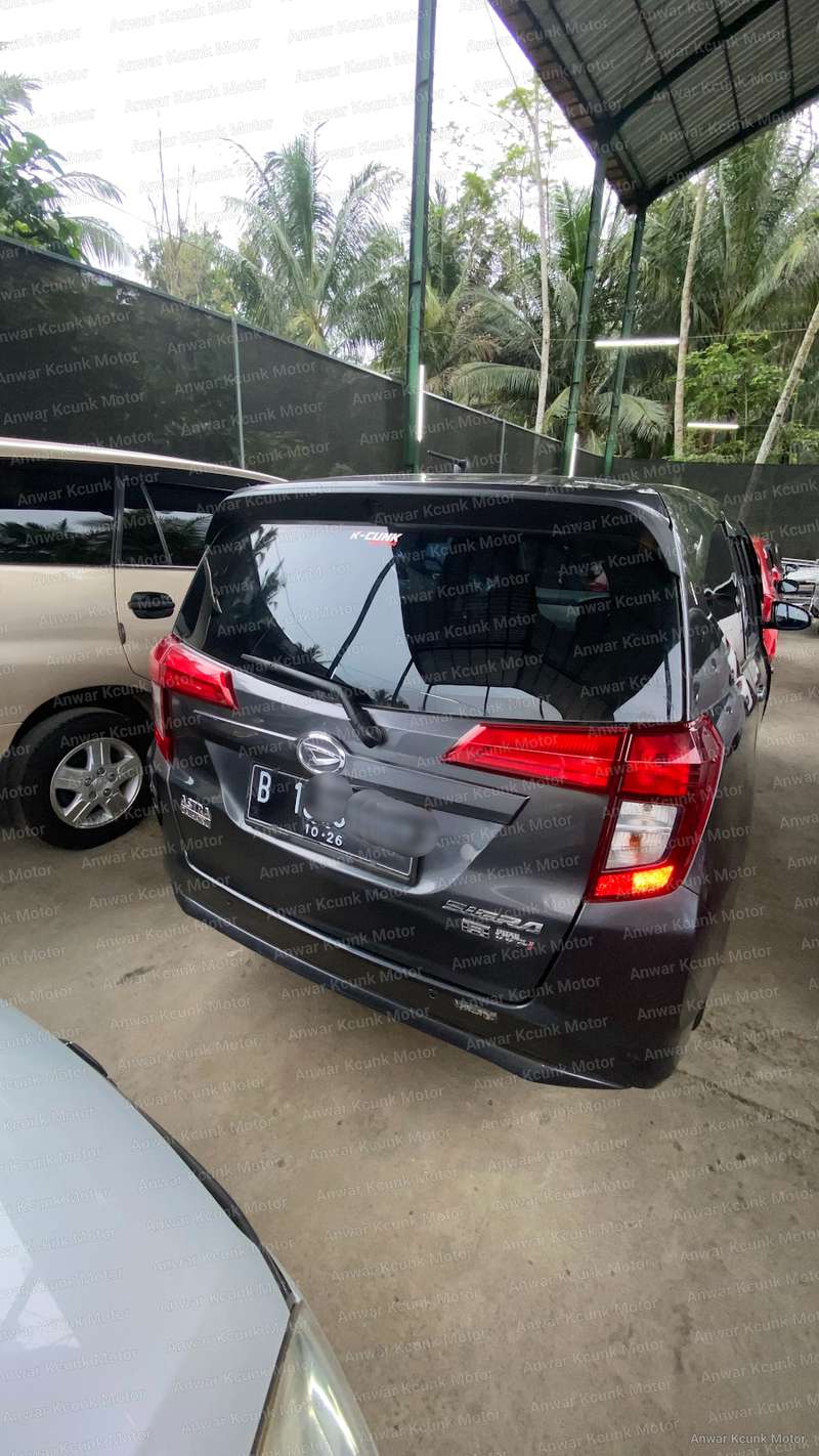 Daihatsu Sigra R - 4