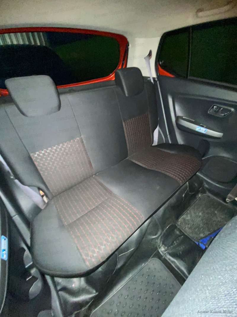 Daihatsu Ayla - 3