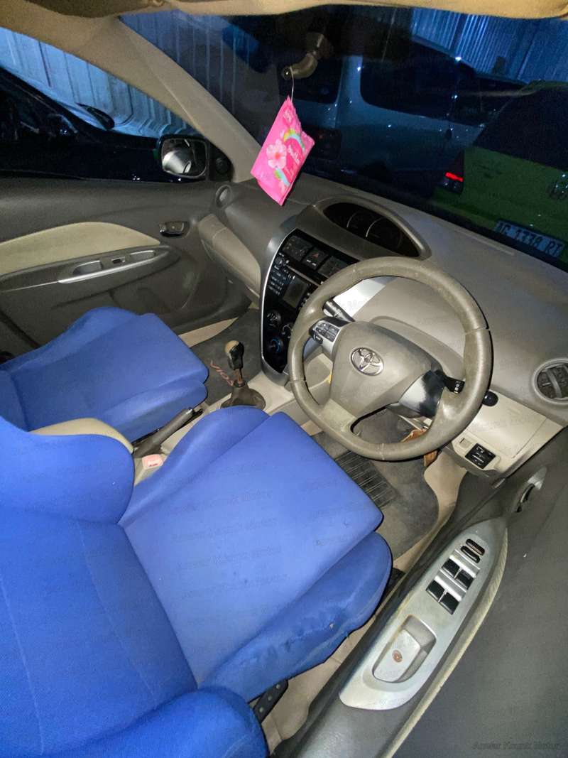 Toyota Vios - 2