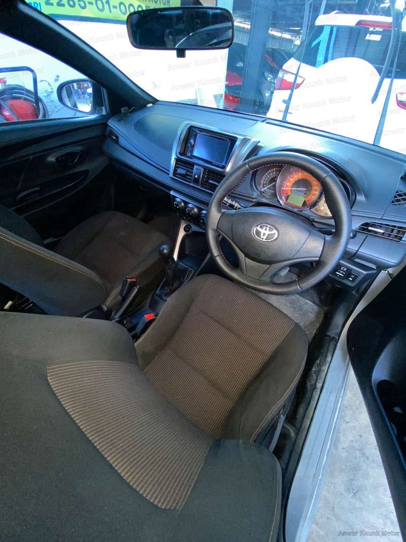 Toyota Yaris - 2