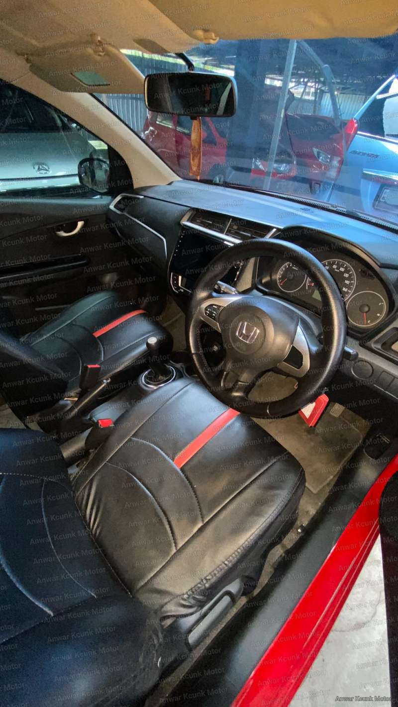 Honda Brio - 2