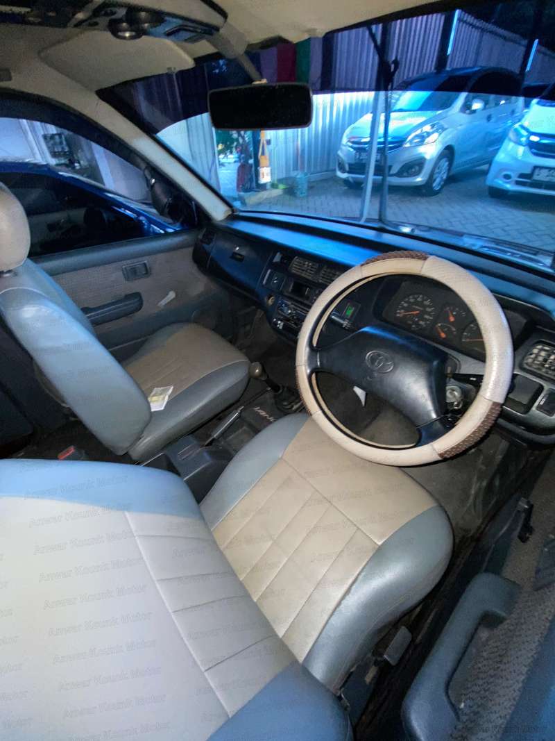 Toyota Kijang - 2