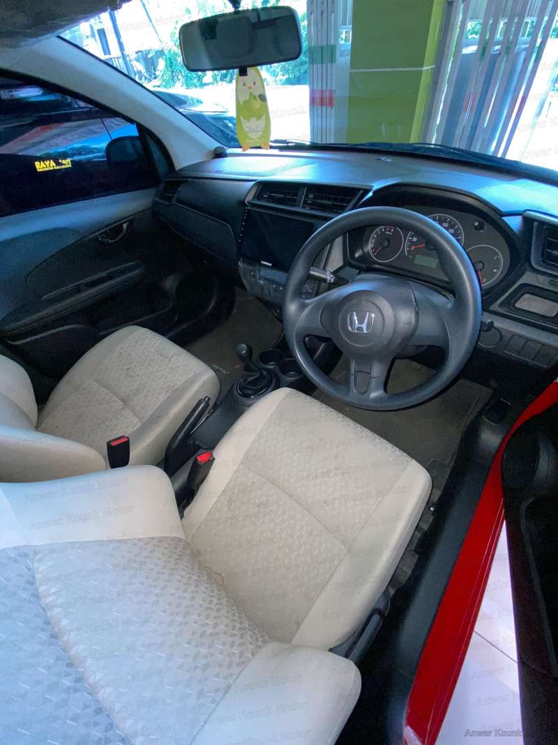 Honda Brio - 2