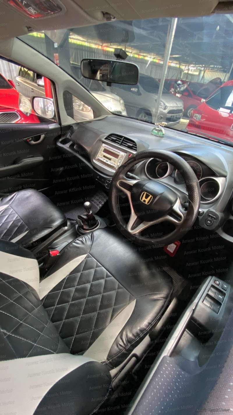 Honda Jazz GE8 - 2
