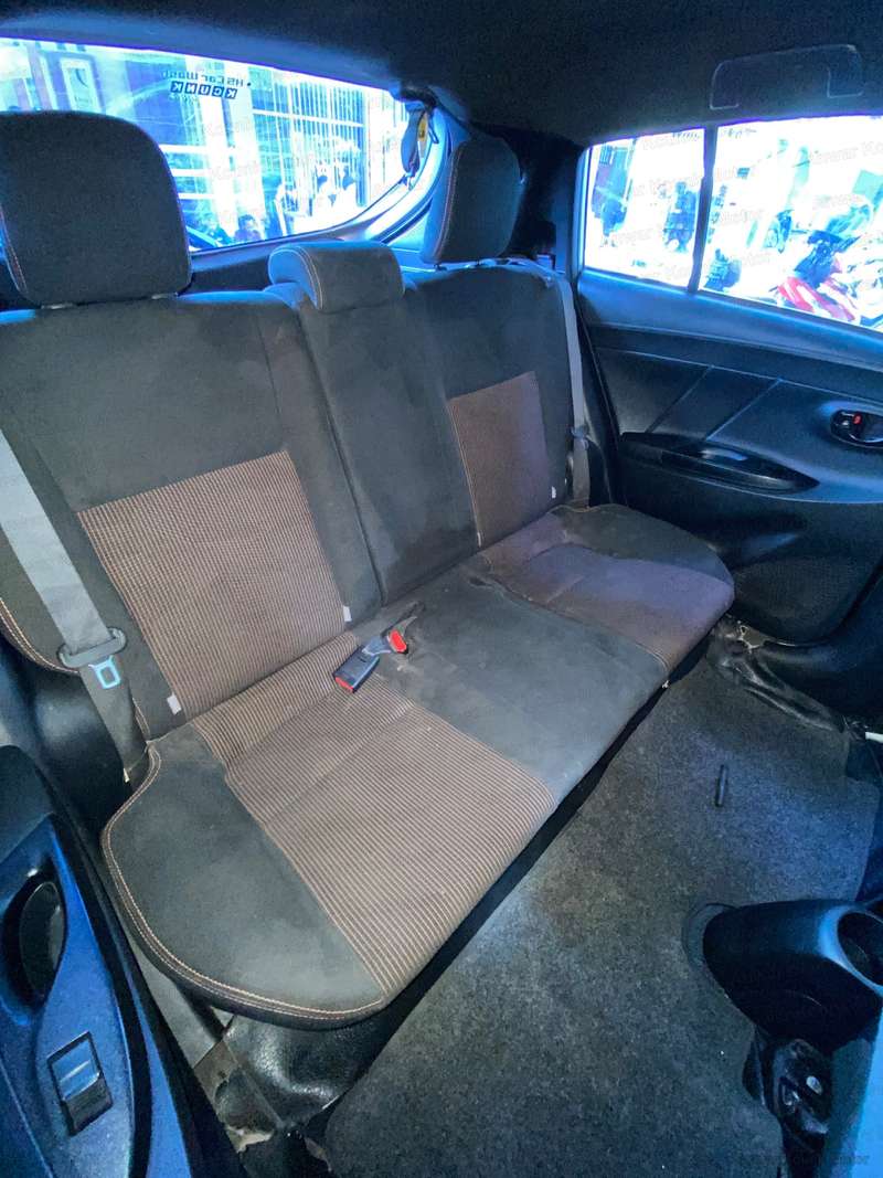 Toyota Yaris - 3