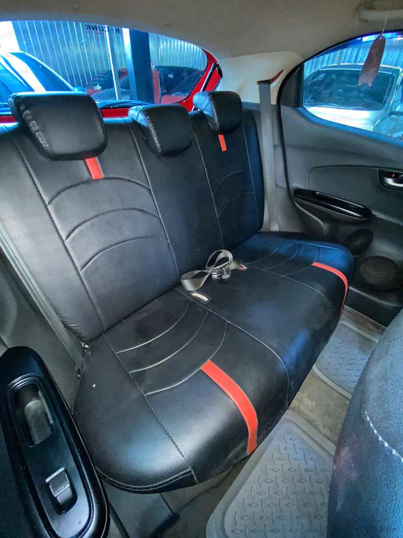 Honda Brio - 3
