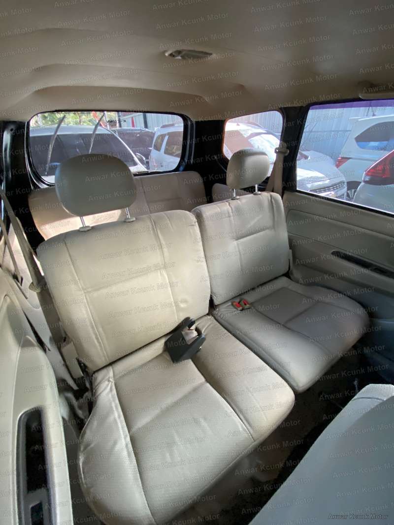 Daihatsu Xenia - 3
