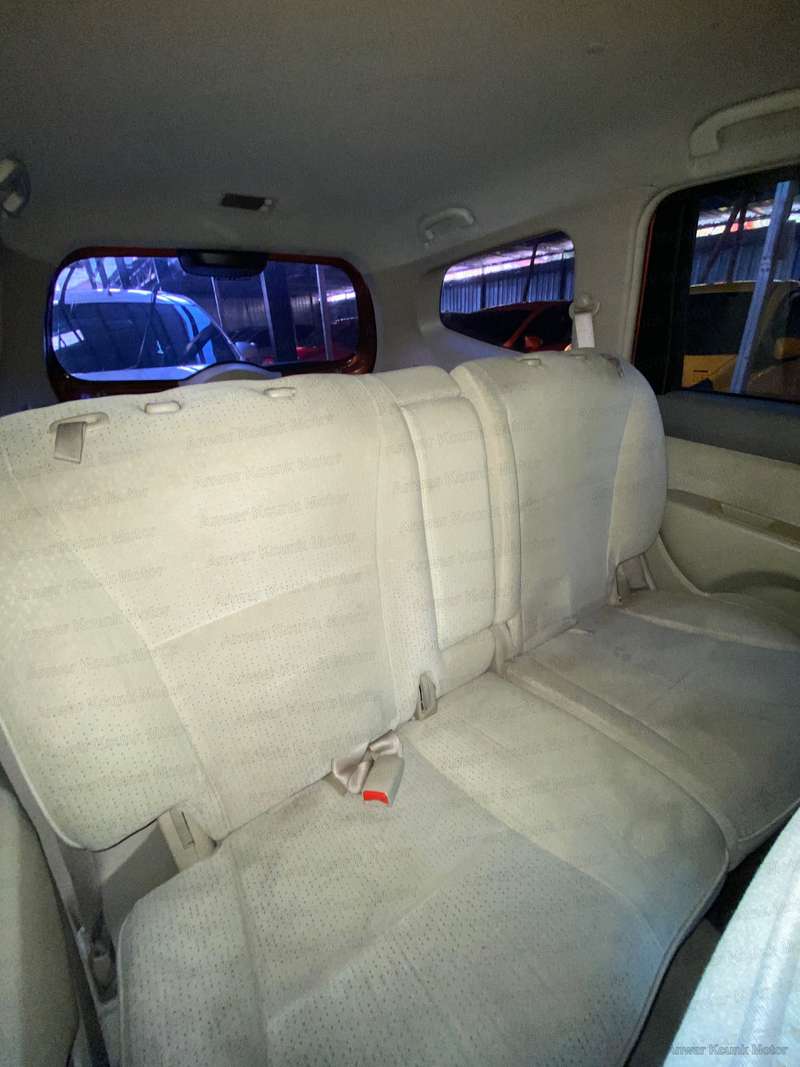 Nissan Grand Livina - 3