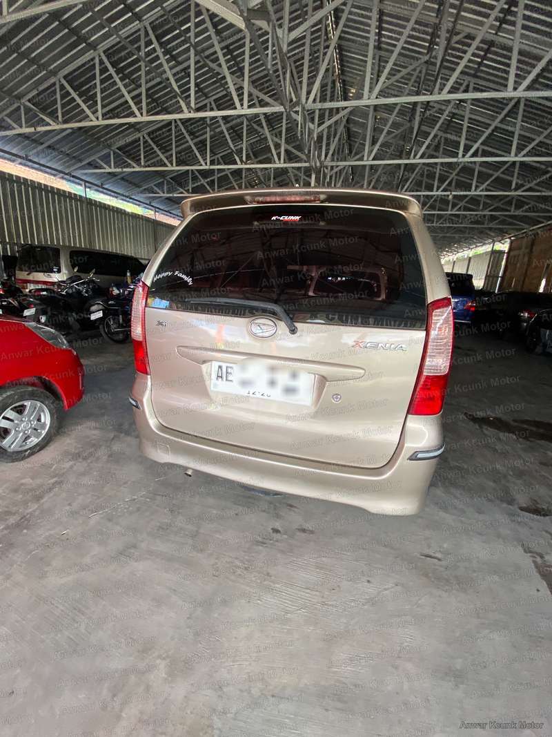 Daihatsu Xenia - 4