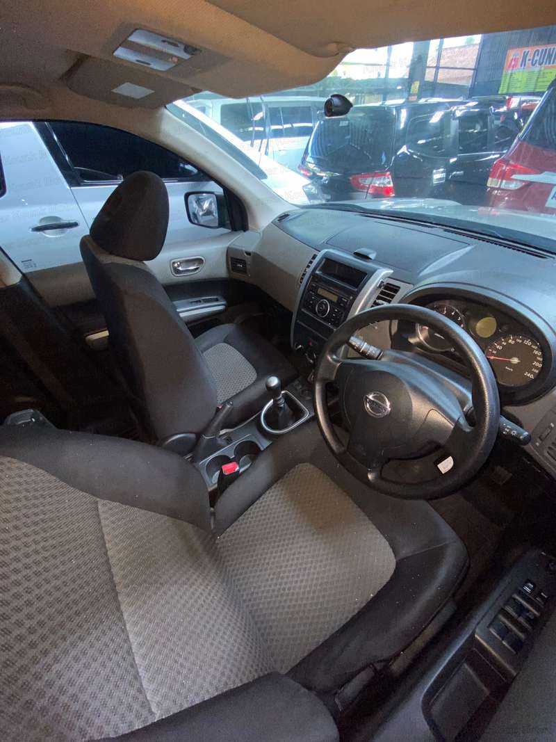 Nissan X-Trail - 2
