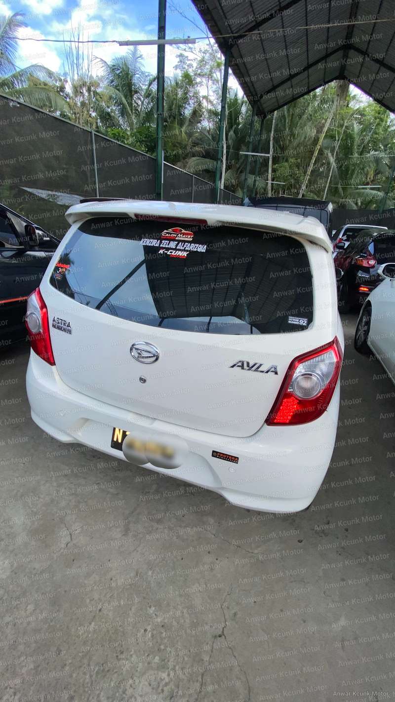 Daihatsu Ayla D - 4