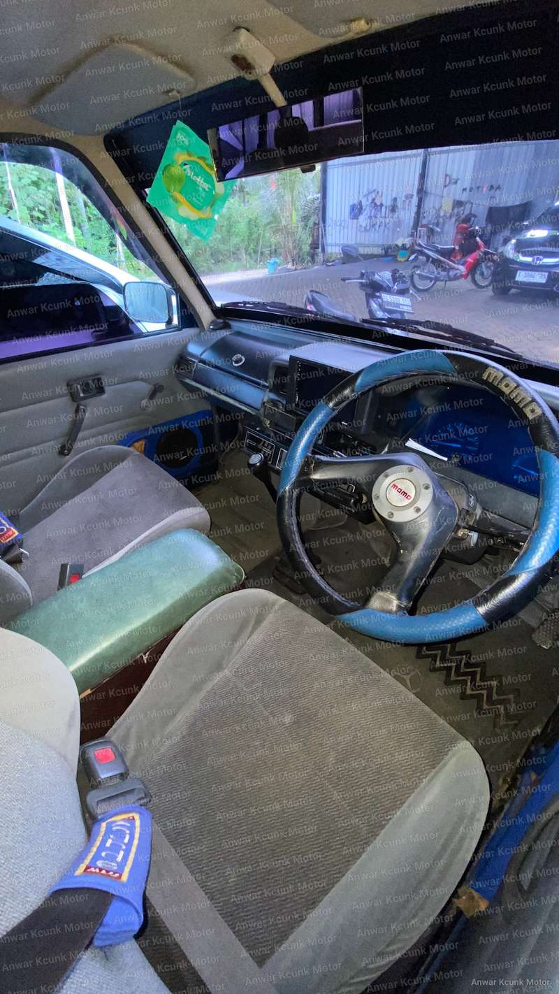 Toyota Grand Extra - 2