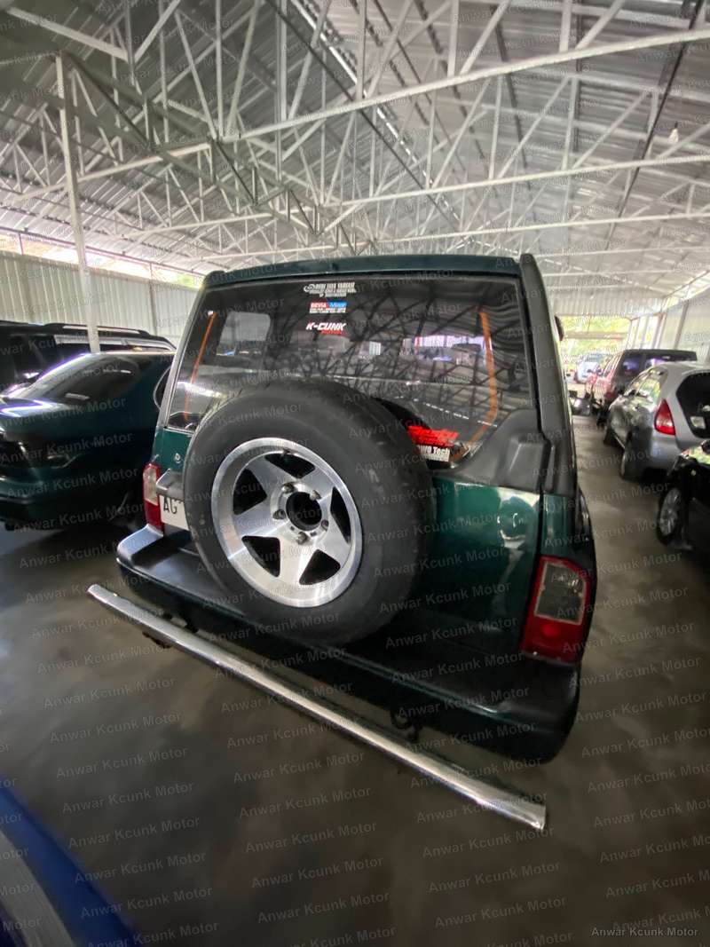 Suzuki Escudo - 4