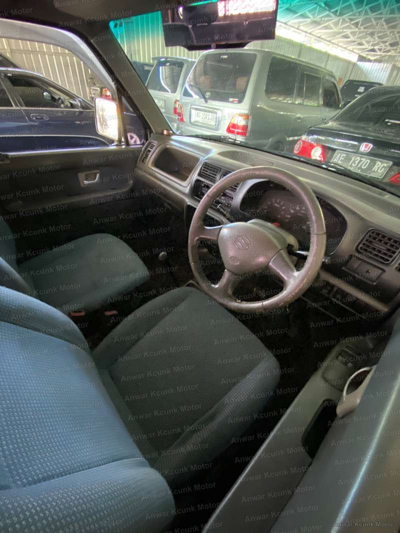 Suzuki Karimun Kotak - 2