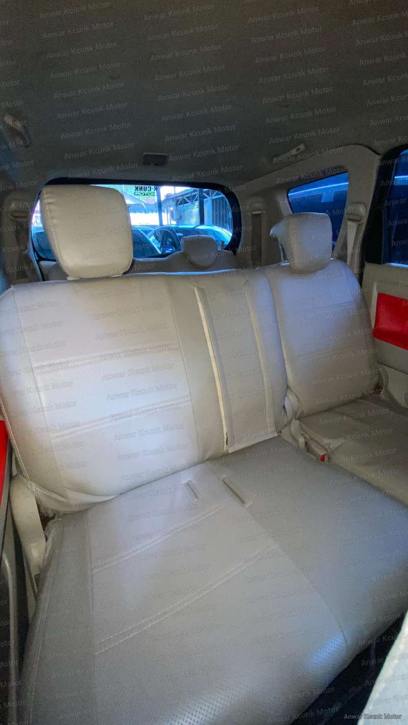 Suzuki Ertiga GL - 3
