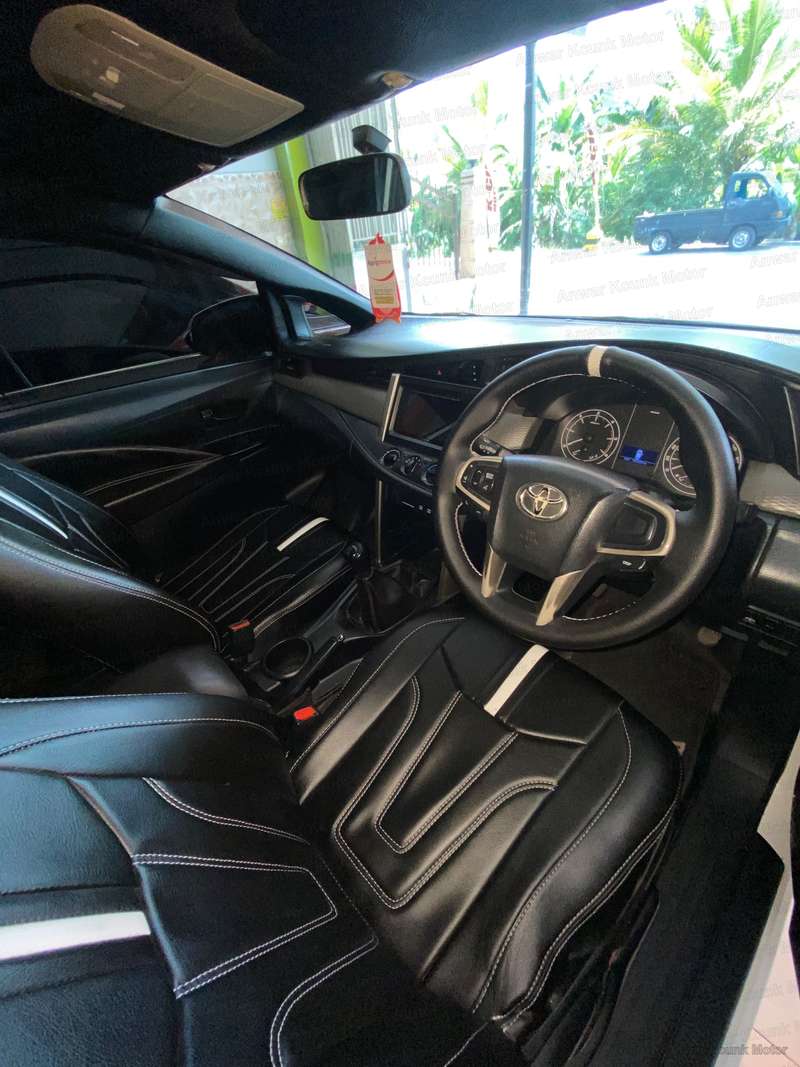 Toyota Kijang Innova 2.4 G - 2