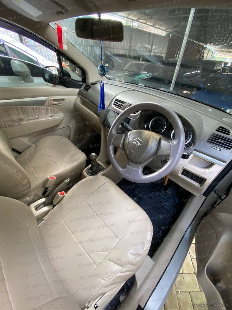 Suzuki Ertiga - 2