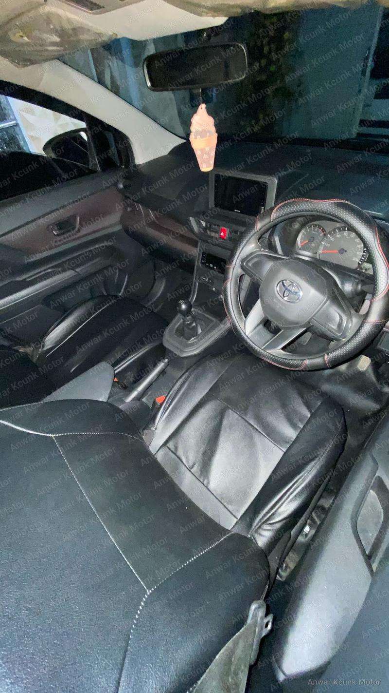 Toyota Avanza New E - 2