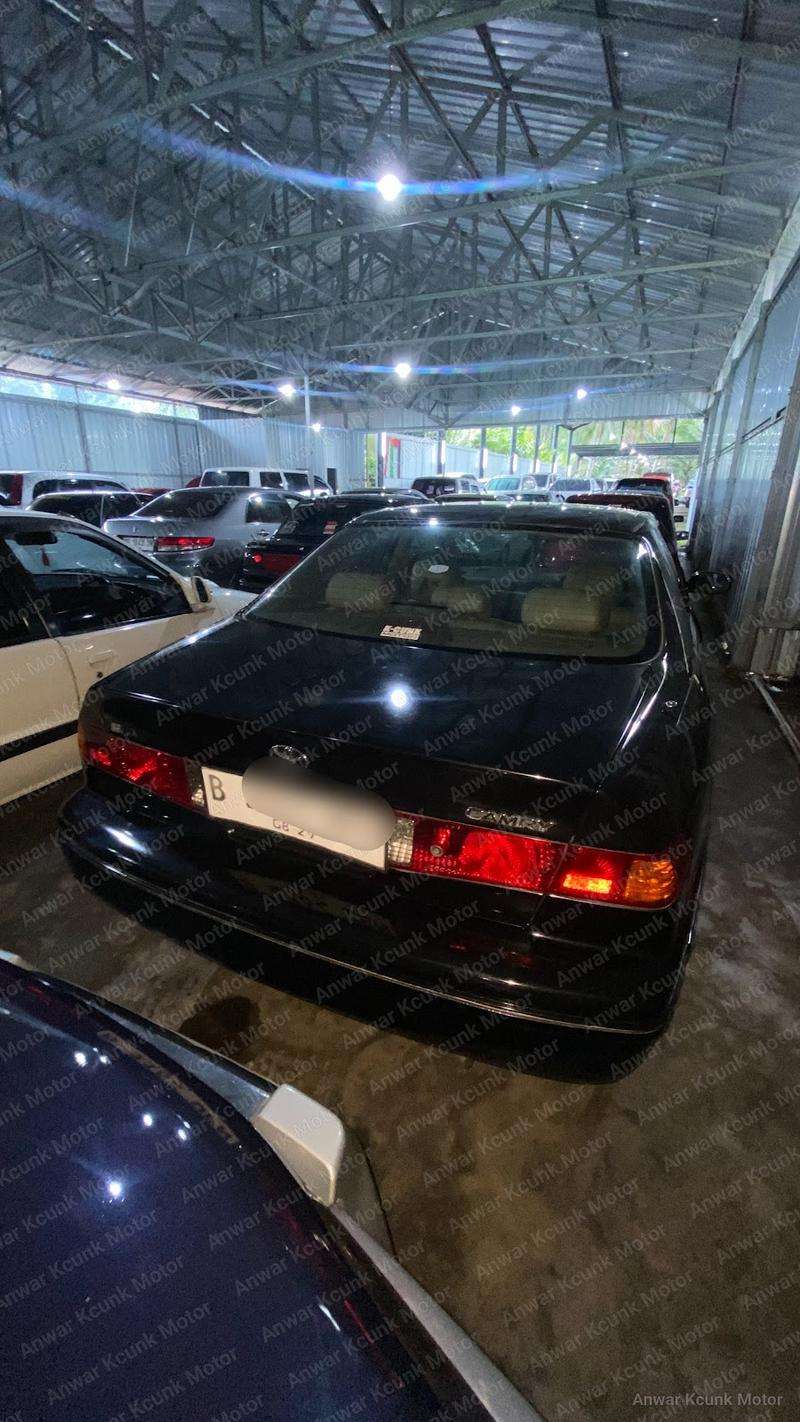 Toyota Camry G - 4